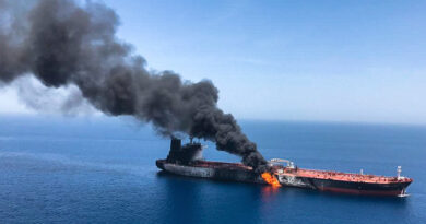 Hormuz, petrolio oltre i 100 dollari
