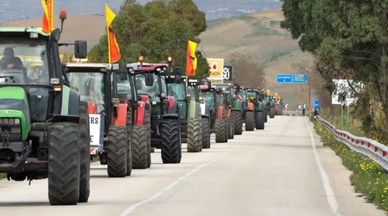 Agricoltura siciliana, il grido di una terra che rischia di non poter più produrre: 3.500 agricoltori in piazza a Palermo