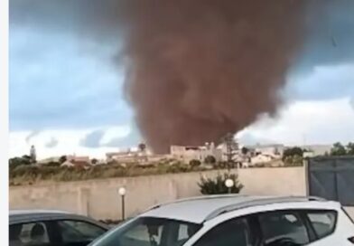 MARSALA E PETROSINO DEVASTATE DALLA TROMBA D’ARIA: SCUOLE DANNEGGIATE, AUTO RIBALTATE E NUMEROSI FERITI